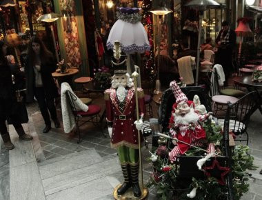 ΕΣΕΕ: Θετικά κινήθηκε η αγορά τις ημέρες των Χριστουγέννων